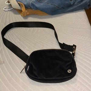 Lulu belt bag